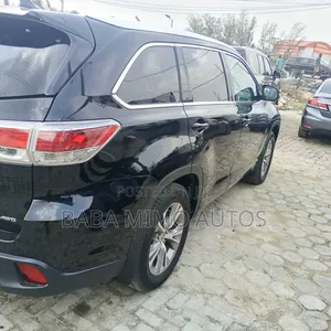 Toyota Highlander XLE 4dr SUV (3.5L 6cyl 6A) 2015 Black