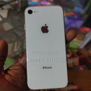 Apple iPhone 8 64 GB Rose Gold