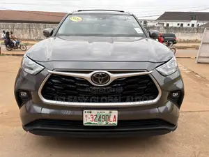 Toyota Highlander 2020 Gray