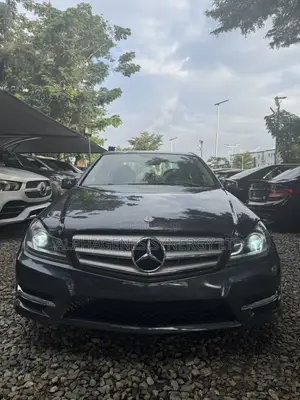 Mercedes-Benz C300 Sport 4Matic Sedan AWD (3.5L 6cyl 7A) 2014 Gray
