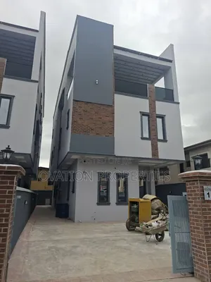 5bdrm Duplex in Opebi for sale