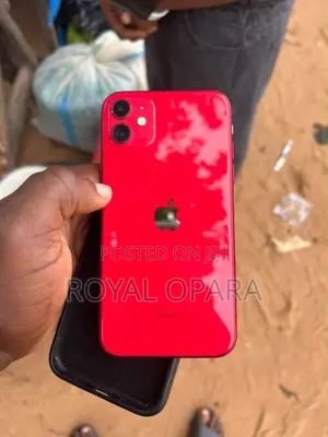 Apple iPhone 11 64 GB Red