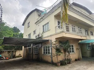6bdrm Duplex in Wuse2 for rent