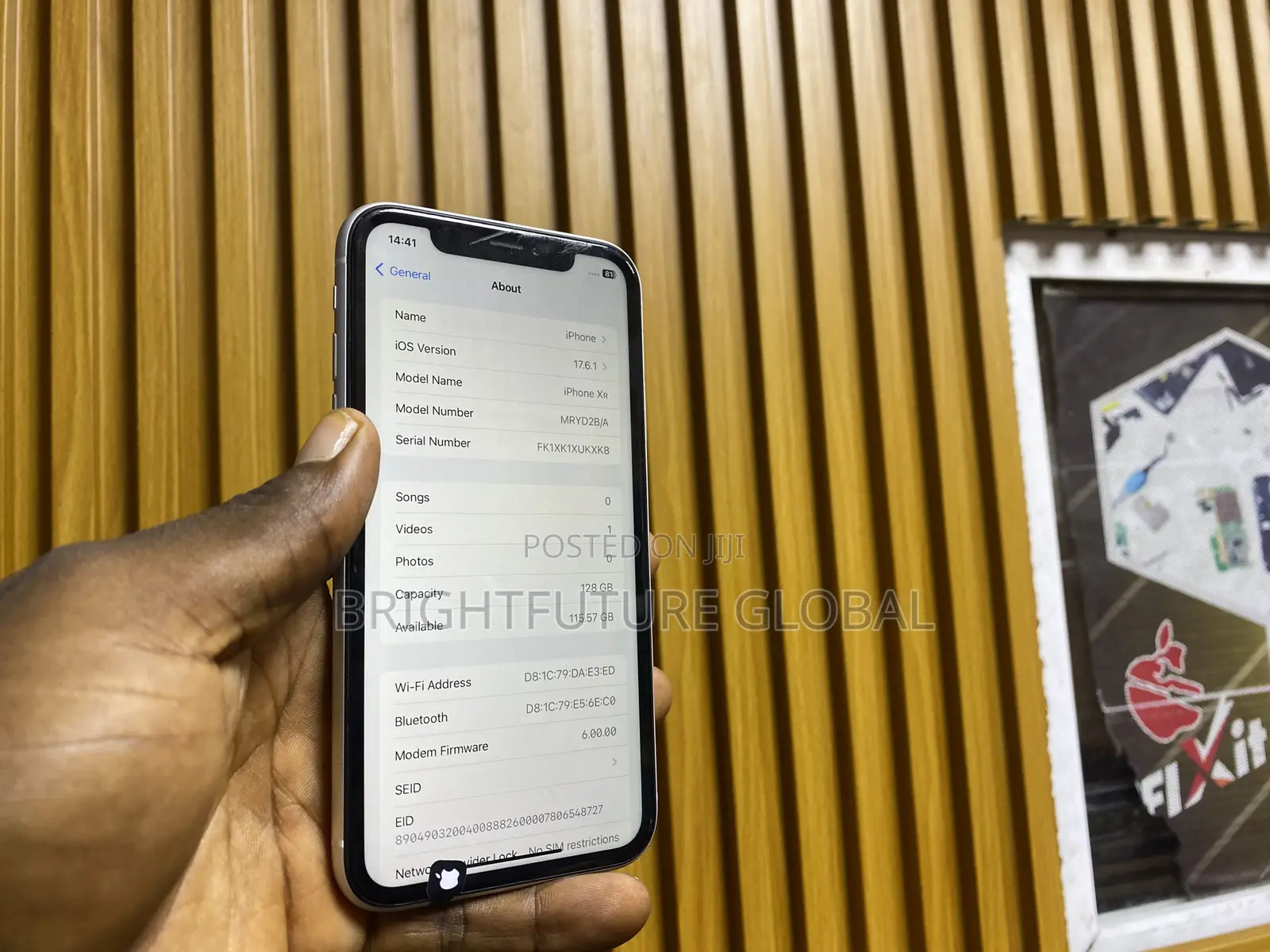 Apple iPhone XR 128 GB White