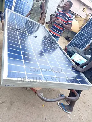 630watts Esolar Panels 144cells High Voltage 16busbar