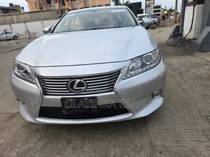 Lexus ES 350 FWD 2014 Silver