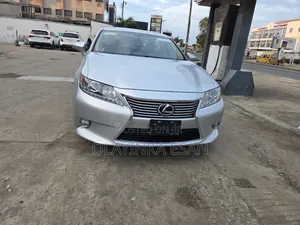 Lexus ES 350 FWD 2014 Silver