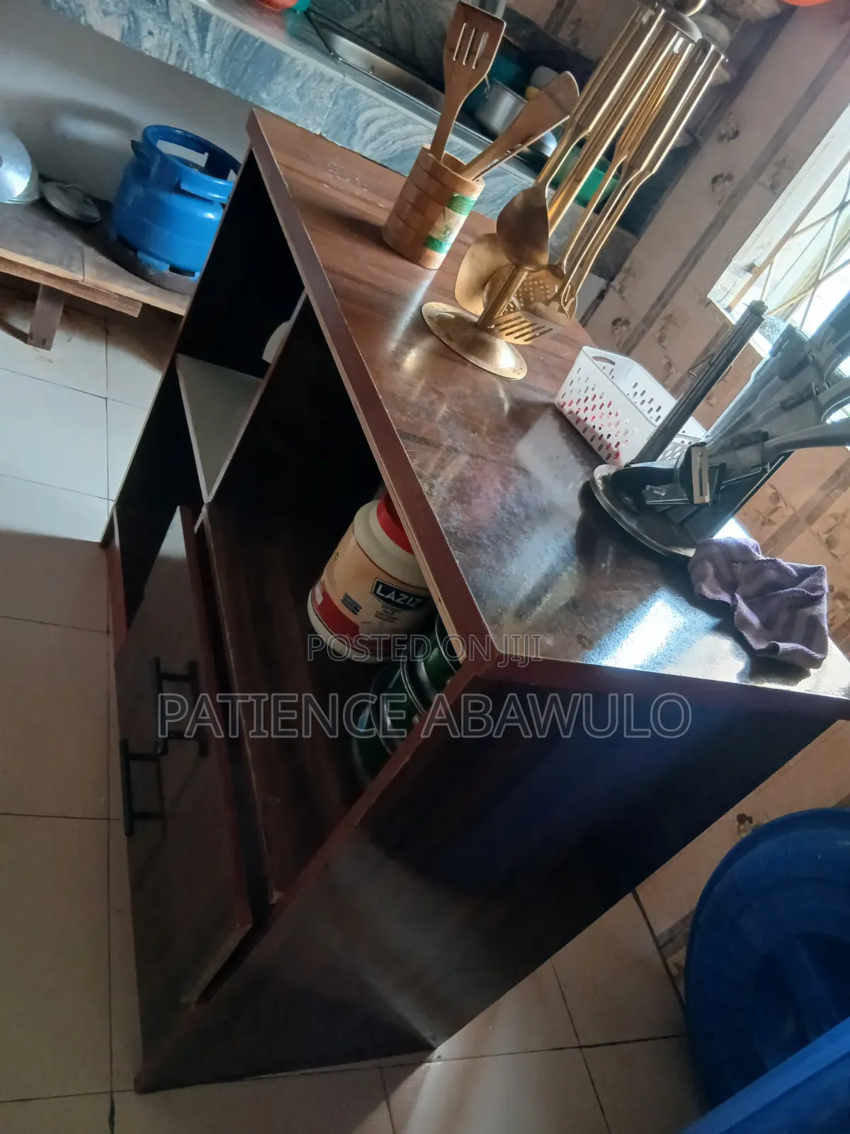Used Kitchen Highlander Table