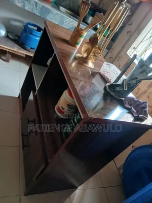 Used Kitchen Highlander Table