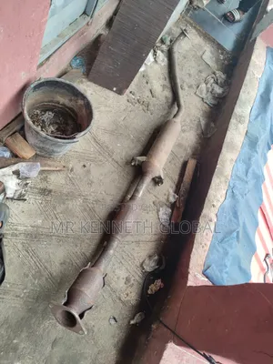 Catalyst Converter Toyota Corolla 2005 /06 Model