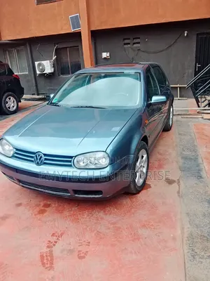 Volkswagen Golf 2004 Blue
