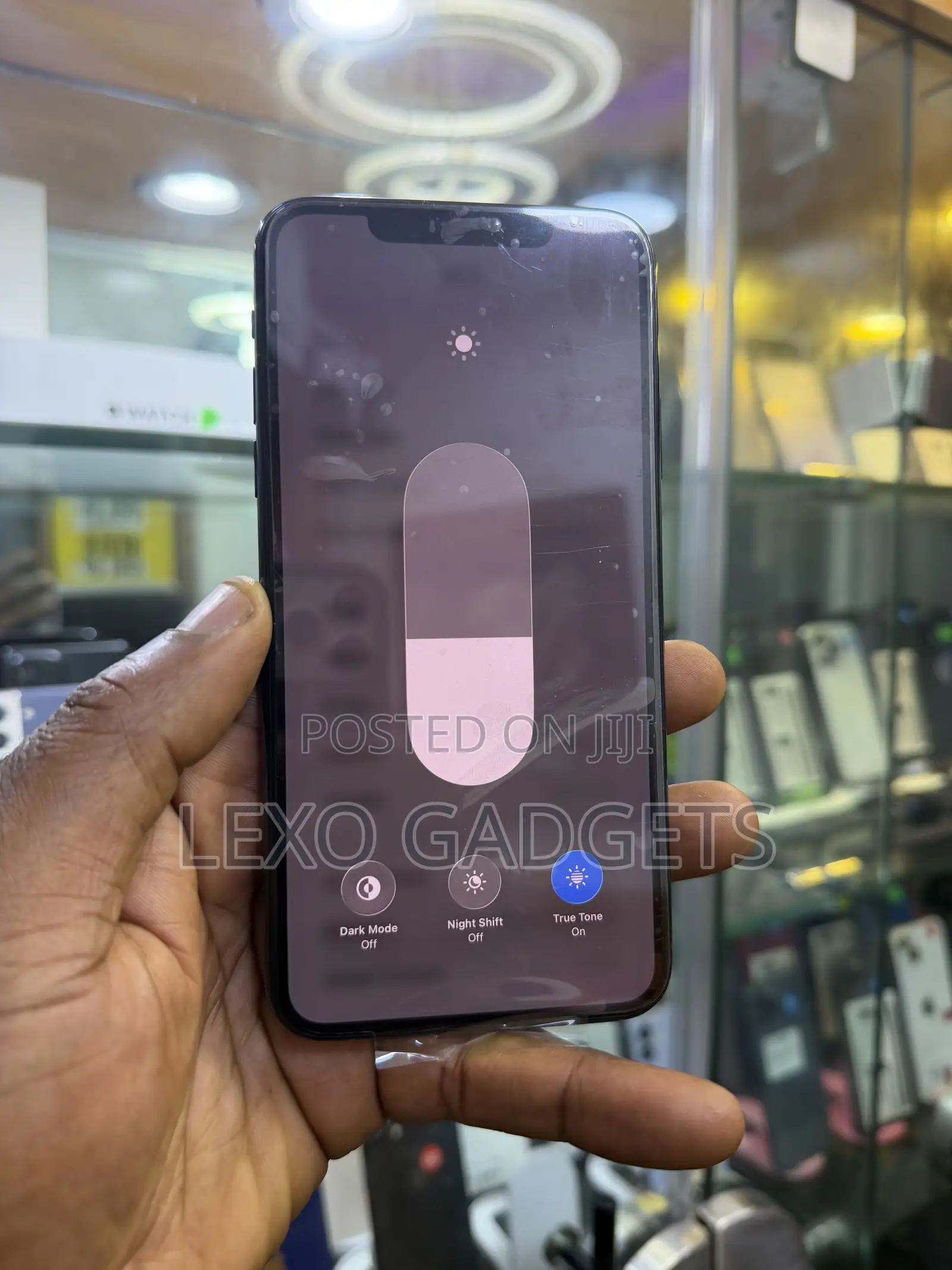 New Apple iPhone 11 Pro Max 256 GB Green