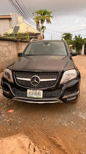 Mercedes-Benz GLK-Class 2010 Black
