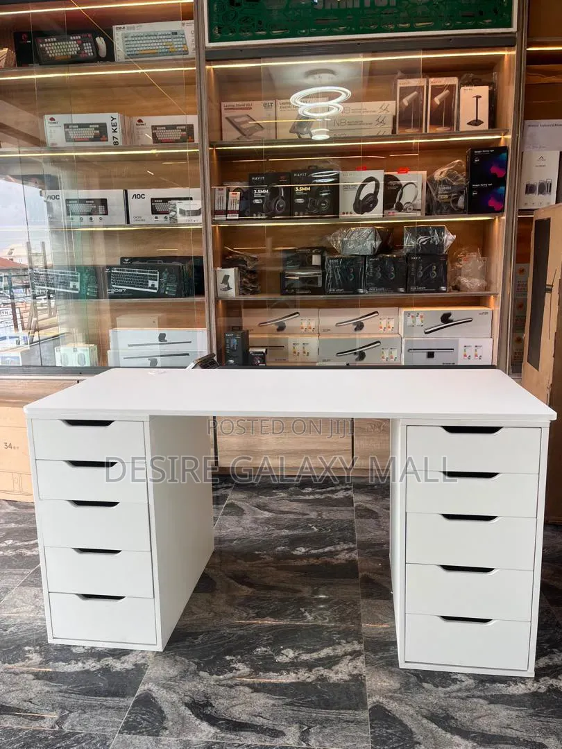 1.6m Table Top With Two Side Huge Drawers.
