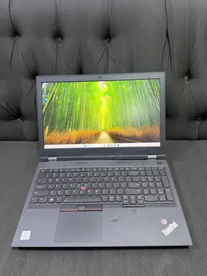Laptop Lenovo ThinkPad P15s 16GB Intel Core i7 SSD 512GB
