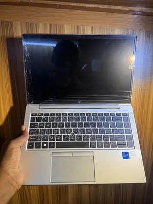 Laptop HP EliteBook 840 G8 8GB Intel Core i5 SSD 256GB