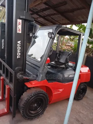 4tons Toyota Diesel Forklift