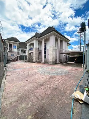 4bdrm Duplex in New Layout Estate, for sale