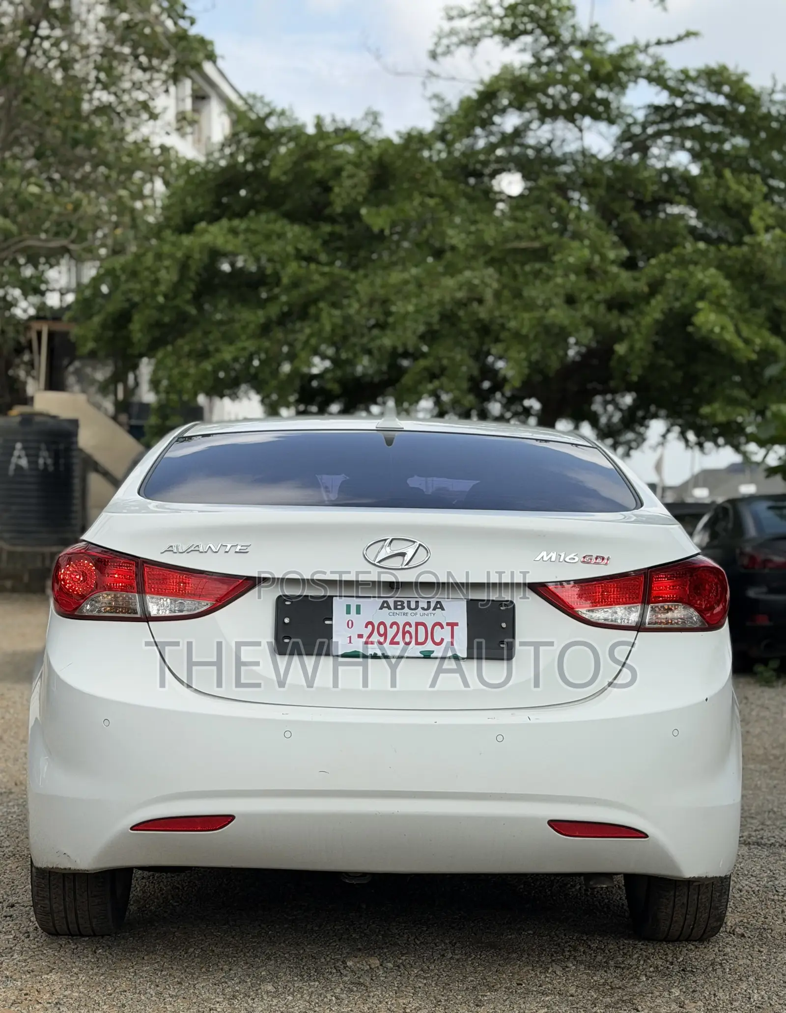 Hyundai Avante 2011 White