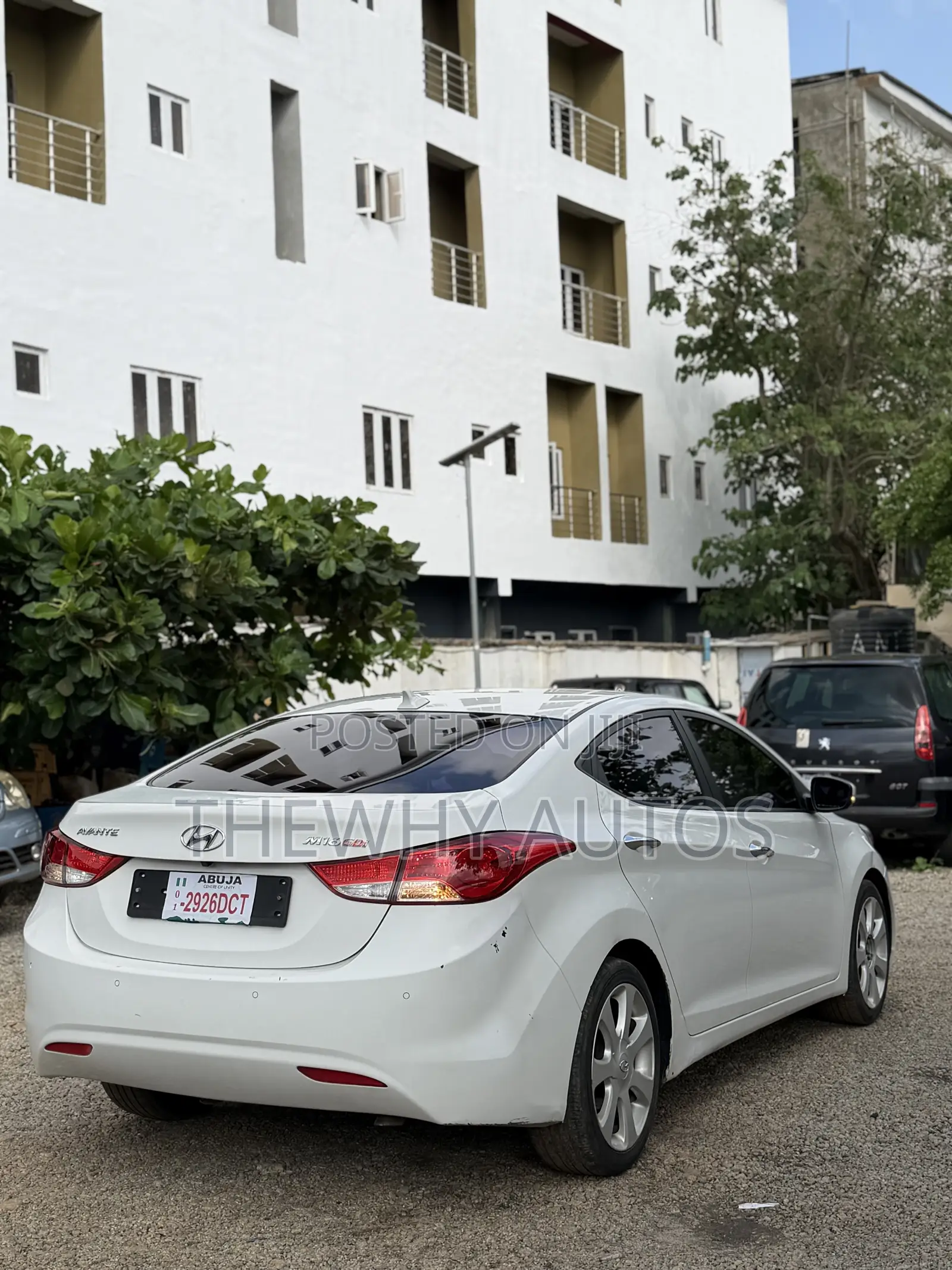 Hyundai Avante 2011 White