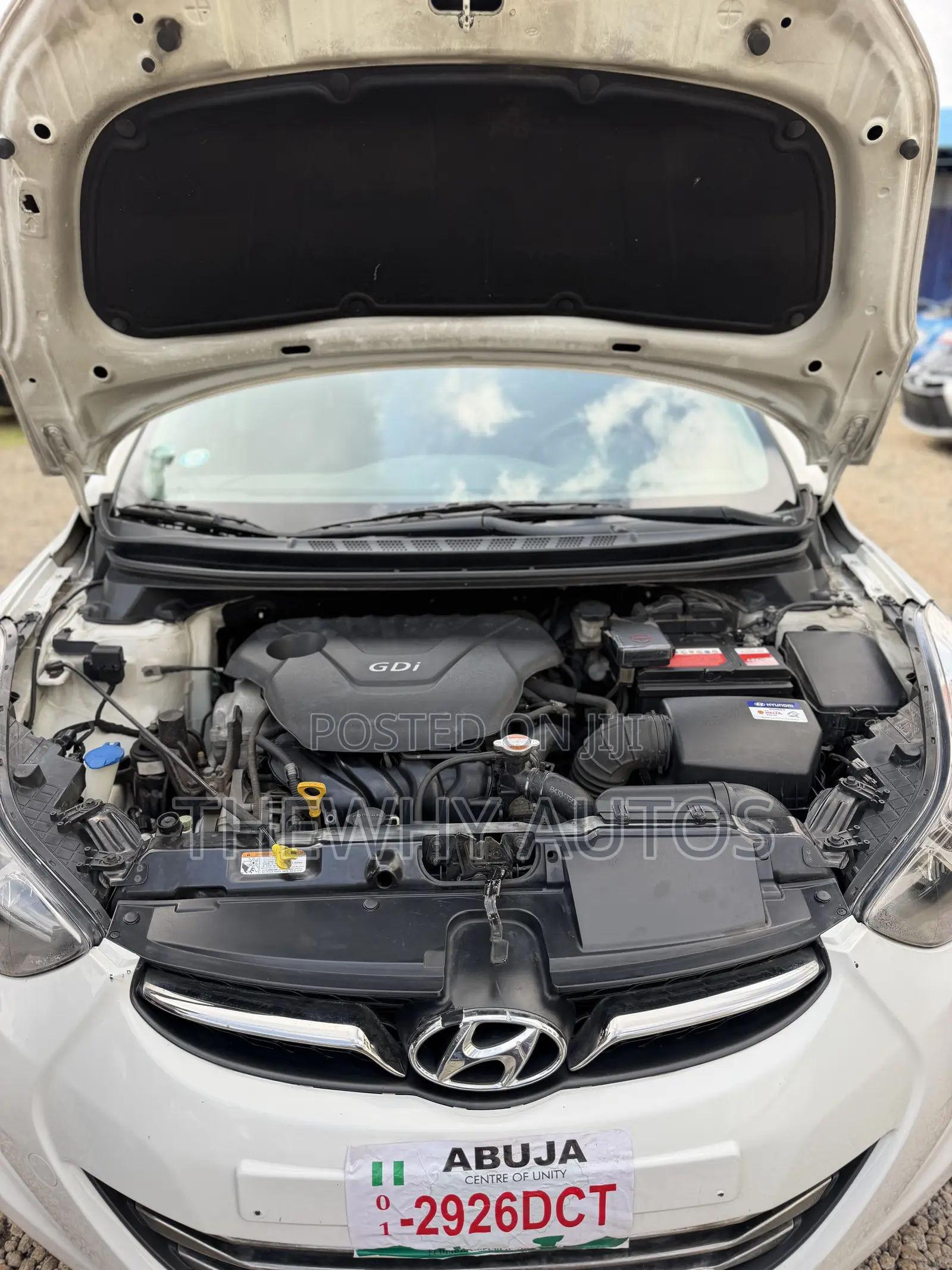 Hyundai Avante 2011 White