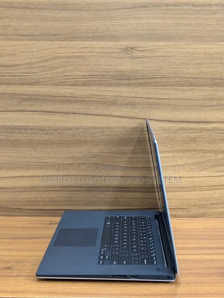 Laptop Dell Precision 15 5540 32GB Intel Core i7 SSD 1T