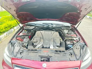 Mercedes-Benz CLS 2013 Maroon