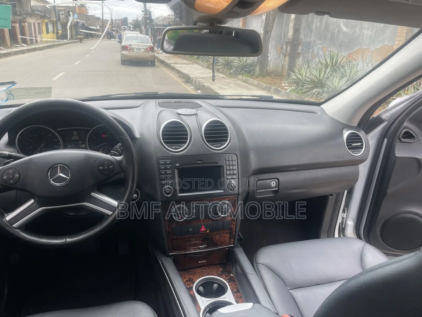 Mercedes-Benz M Class 2010 Silver