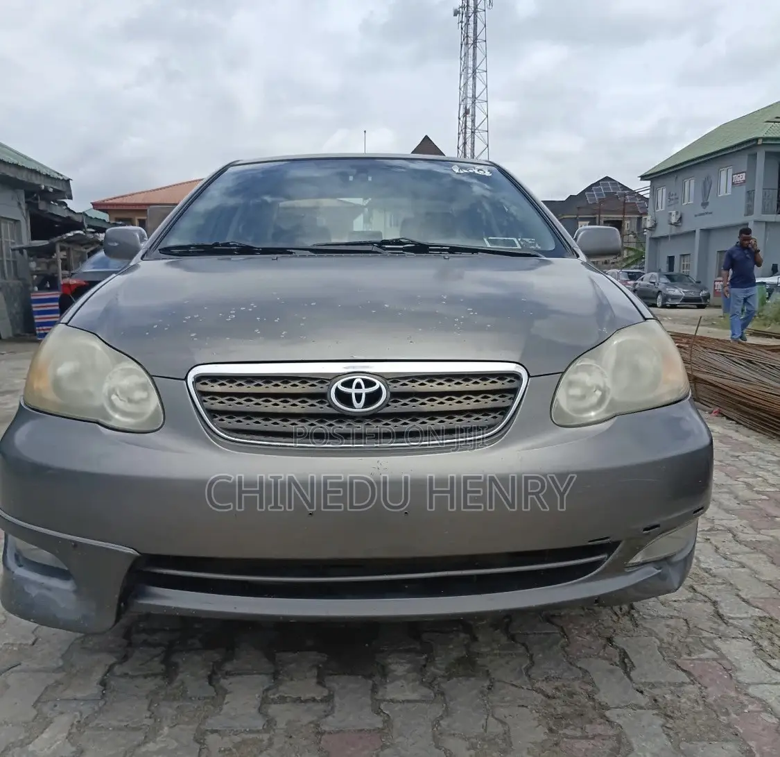 Toyota Corolla 2008 Gray