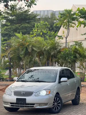 Toyota Corolla LE 2005 Silver