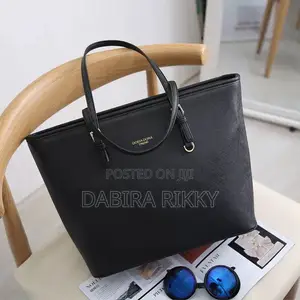 Structured Classy Tote Bag