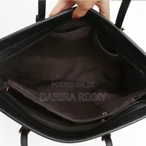 Structured Classy Tote Bag
