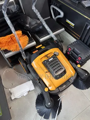 Battery Powered Multi-Brush Push/Walk-Behind Floor Sweeper