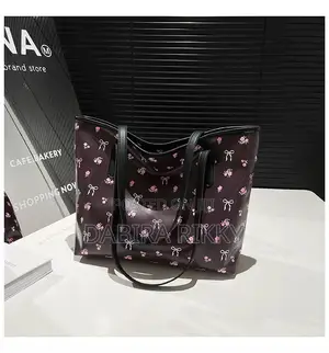 Strawberry Print Tote Bag
