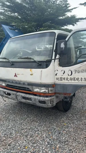 Mitsubishi Canter 1998