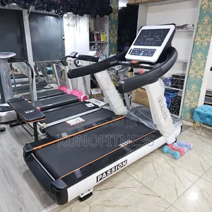6HP Commercial Treadmill 15-Level Incline 18.5" Console