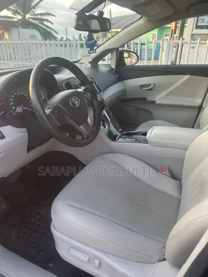 Toyota Venza 2012 Brown