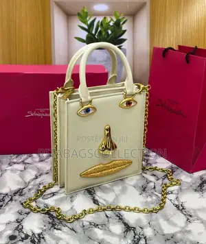 Luxury Schiaparelli Bag
