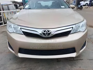 Toyota Camry 2012 Gold