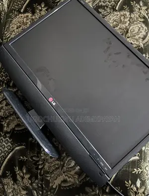 LG Monitor 22 Inches