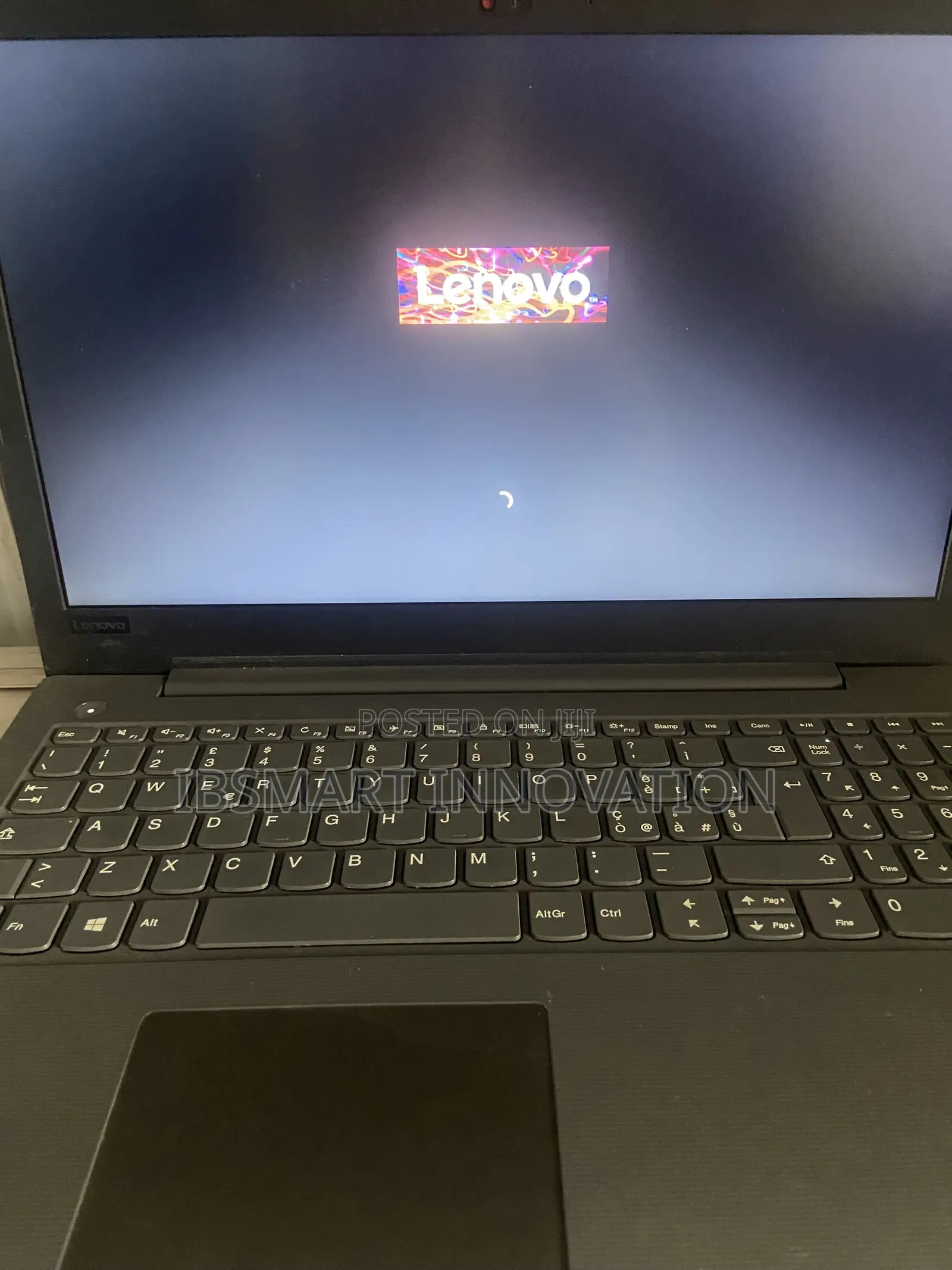 Laptop Lenovo V130-15IKB 4GB Intel Core i5 SSD 128GB