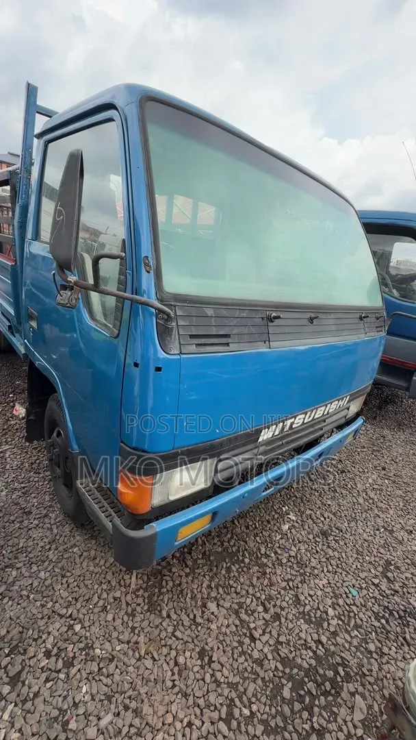 Mitsubishi Canter