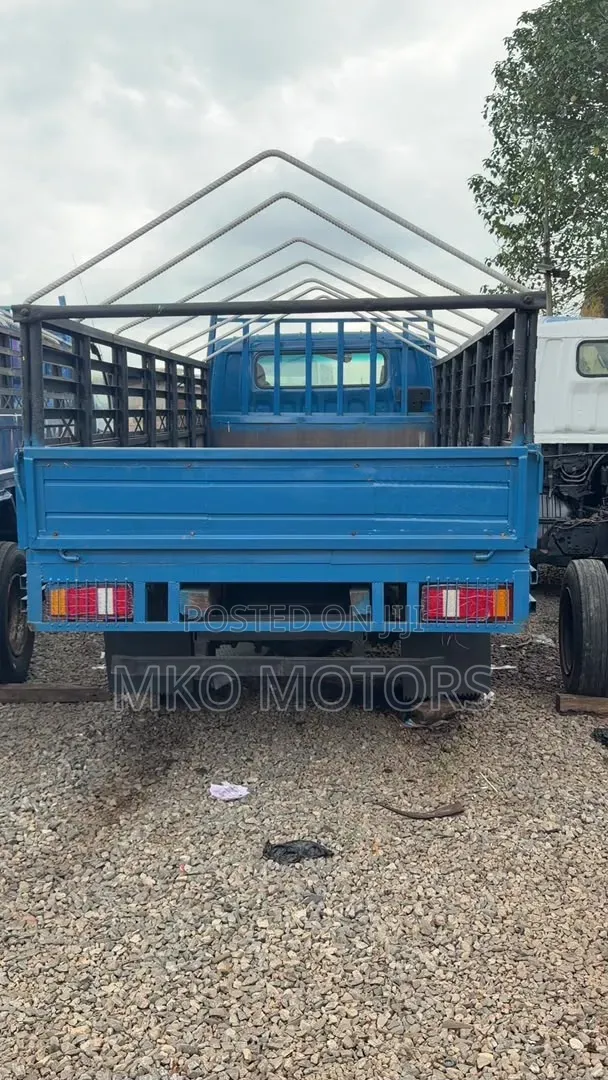 Mitsubishi Canter