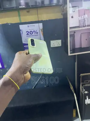 Infinix Hot 70 128 GB Green