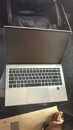 Laptop HP EliteBook 1040 G8 32GB Intel Core i7 SSD 512GB