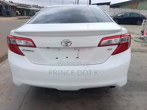 Toyota Camry 2014 White