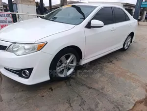Toyota Camry 2014 White