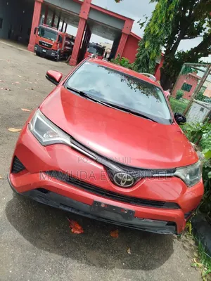 Toyota RAV4 2017 Red