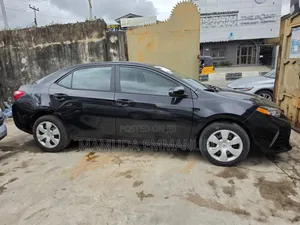 Toyota Corolla 2018 Black