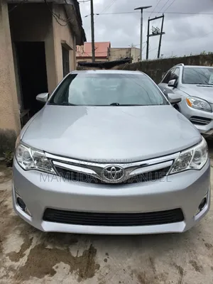 Toyota Camry 2014 Silver